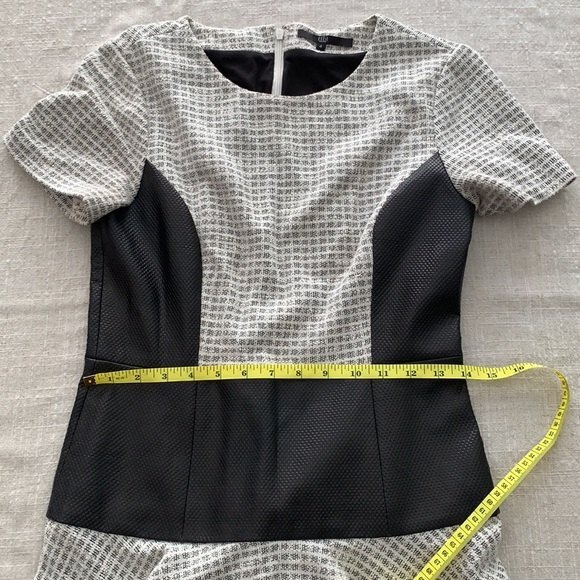 Tibi Faux Leather Panel Fit & Flare Jacquard Mini Dress US 4 Black Grey - Picture 3 of 7